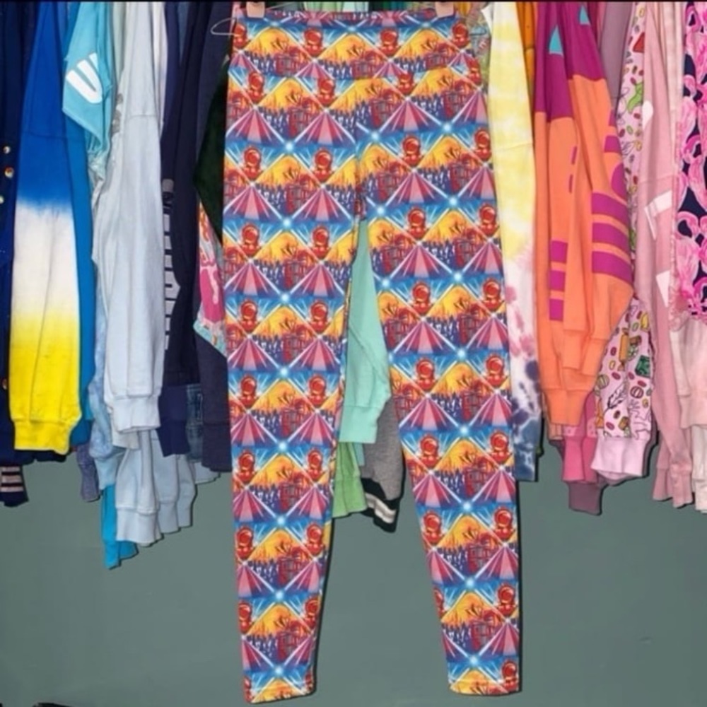 Universal studios Harry Potter Wizarding world attractions Leggings M
